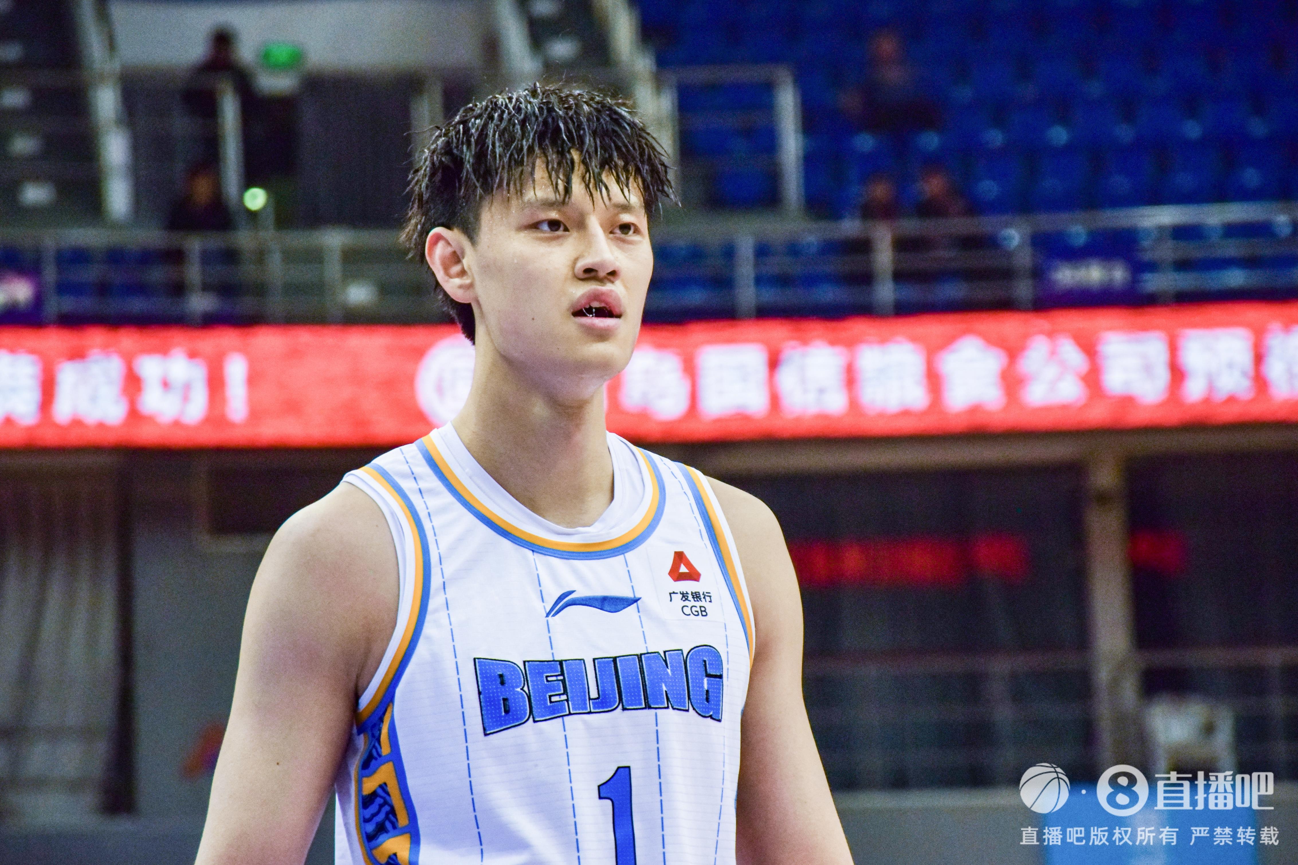 7次大帽相當炸裂！曾凡博替補砍16分7板7帽 大帽絕殺遼寧！